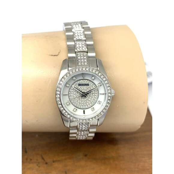 Bulova Women\'s Watch 96L313 Quartz Mother of Pearl Dial Silver Steel 24mm main image 11